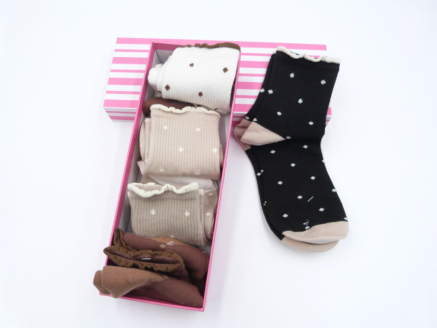 5 Pairs Of Socks With Gift Box
