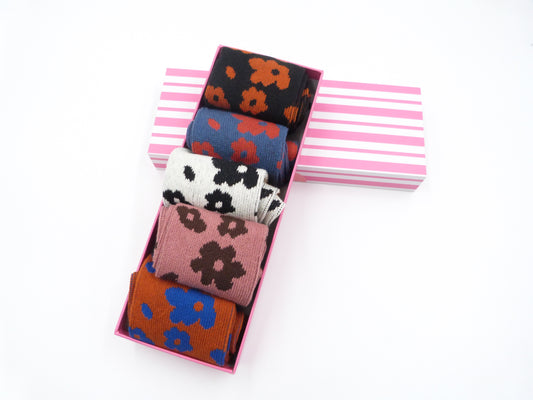 5 Pairs Of Floral Socks With Gift Box